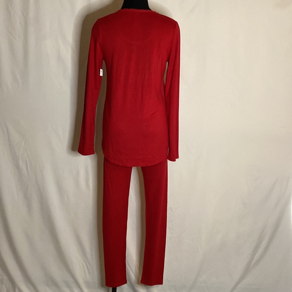 Jessica Simpson Women’s 2 Piece Lounge Red Pajamas set Size S NWT. - Picture 3 of 10